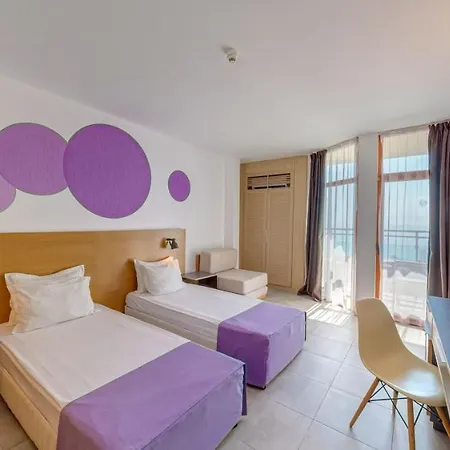 호텔 Sunrise Golden Sands 4*