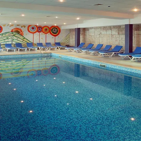 Sunrise Golden Sands