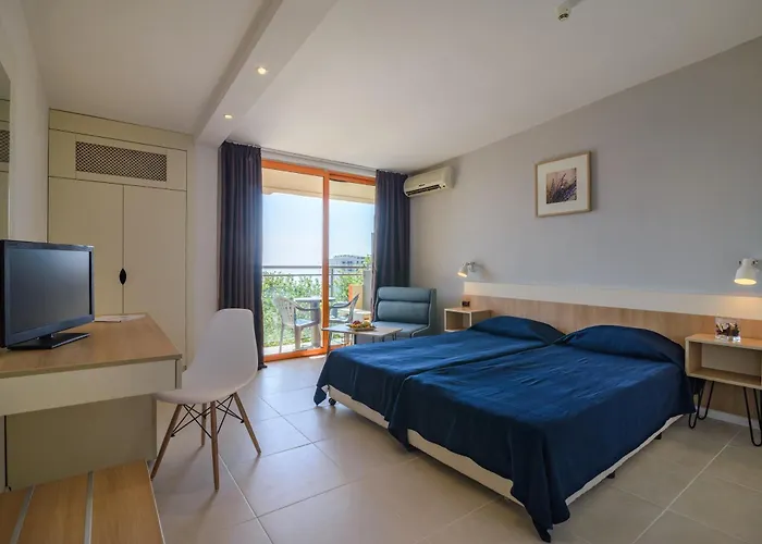 Sunrise Golden Sands 4*